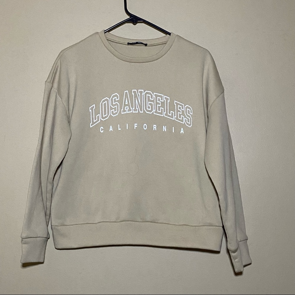 Shein Los Angeles Tan Sweater Size Medium